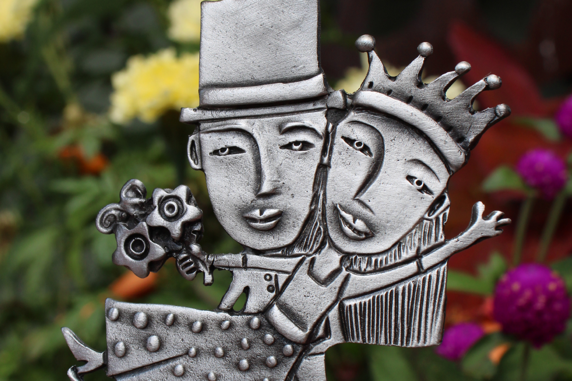 A Wedding Gift for Taylor Swift and Travis Kelce Brings Attention to Akron Artist