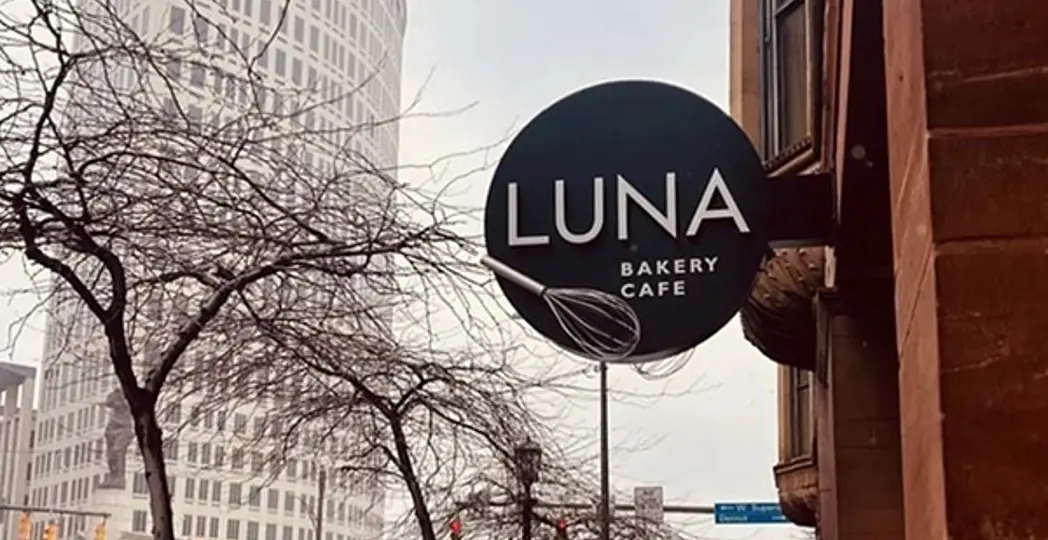 Luna Bakery & Cafe