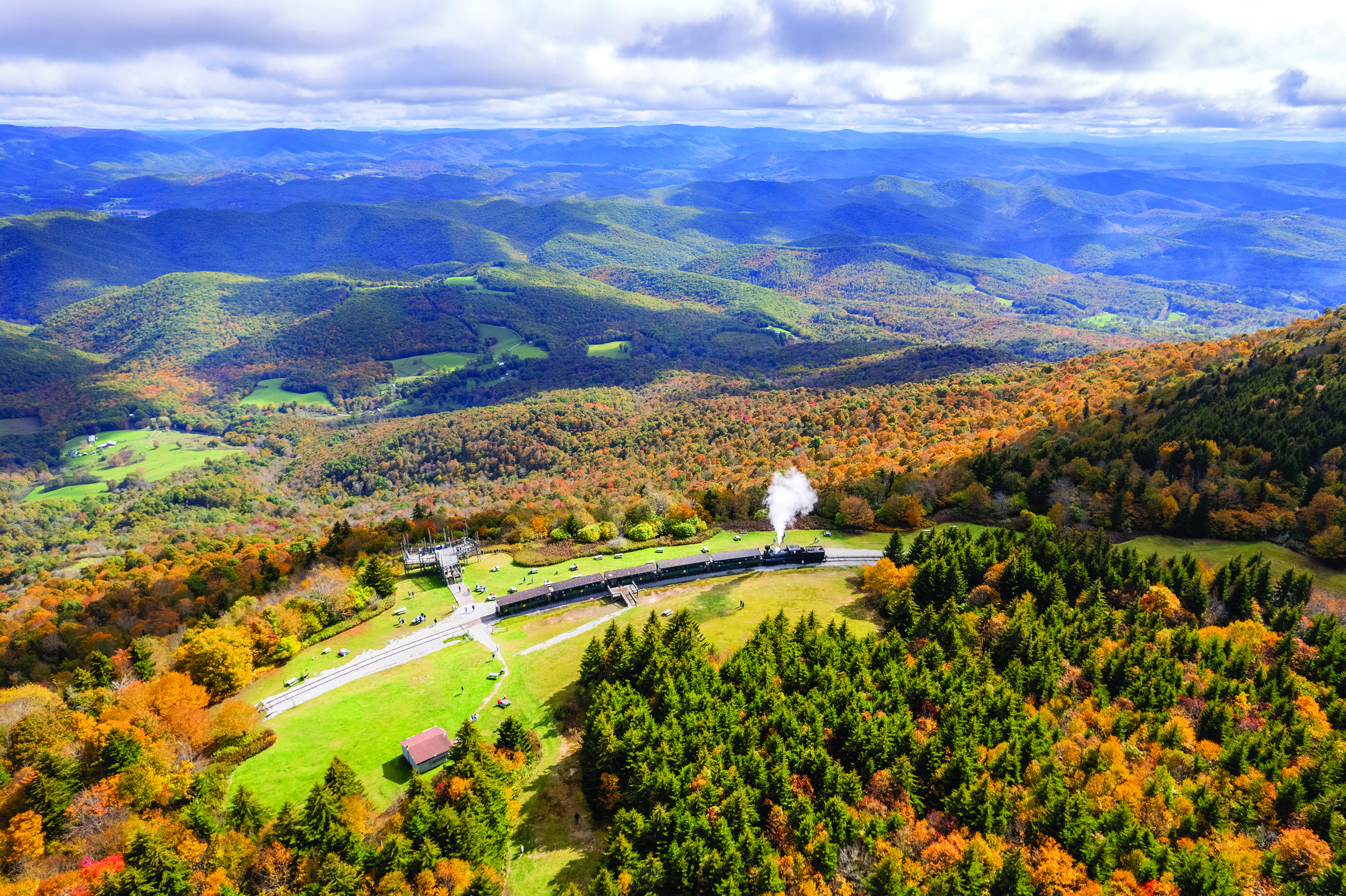 A Mountain Rail Adventures train excursion through West Virginia (courtesy of the Durbin & Greenbrier Valley Railroad) A Mountain Rail Adventures train excursion through West Virginia (courtesy of the Durbin & Greenbrier Valley Railroad)