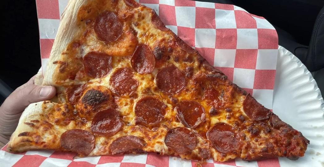 PHOTOGRAPHED BY DOUGLAS TRATTNER